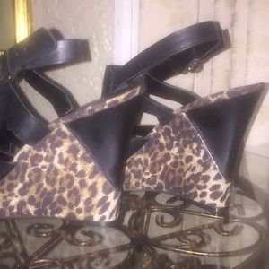 Fabulous GUESS Leopard Wedges